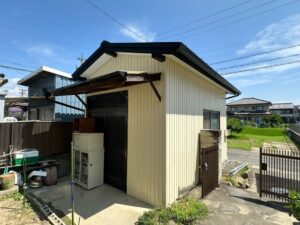 一宮市浅野Ｓ様邸：外壁改修工事：離れ建屋塗装