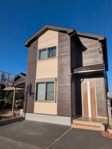 稲沢市平和町Ｉ様邸：外壁塗装工事：超低汚染プラチナリファイン2000Si-IR