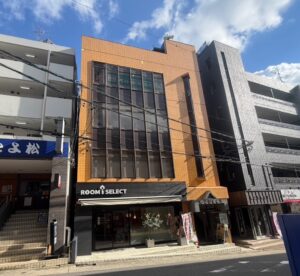 名古屋市名東区本郷：外壁塗装工事：シリコンREVO1000-IR